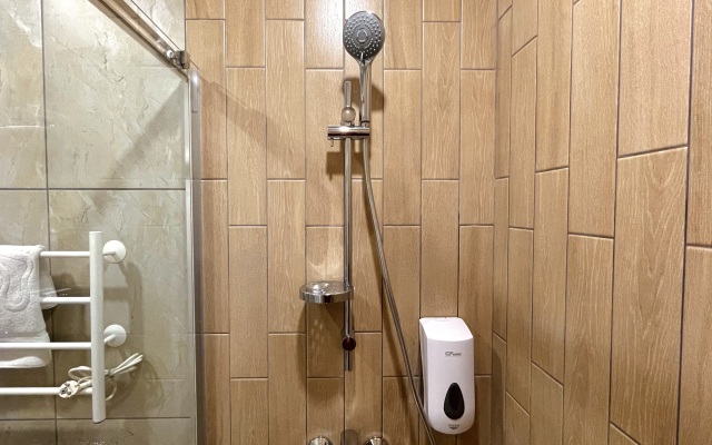 Morent s dizaynerskim remontom v ZHK «Frukty» Apartments