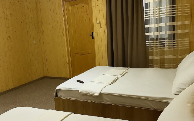 Delis Guest House