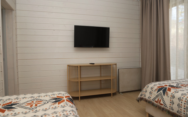 Частный дом Двухэтажный барнхаус с видом на горы