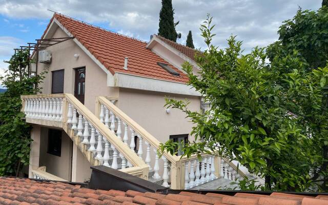 Arina Villa