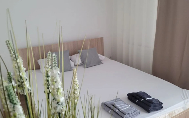 Квартира на улице Краснолесья 54