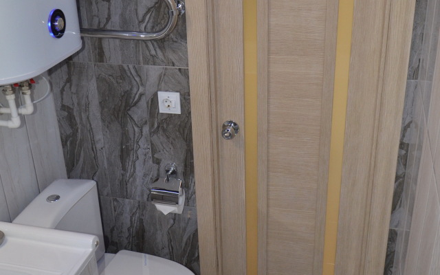 Bagira Na Prospekte 50 Let Oktyabrya 15/6 Apartments