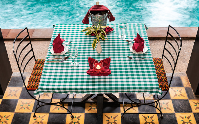 Villa Wat Damnak Hotel