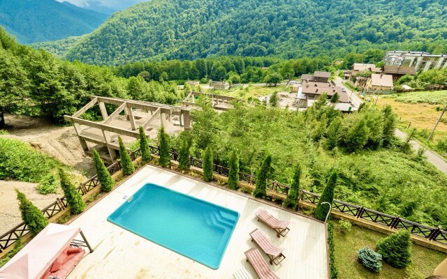 Na Krasnoy Polyane Villa