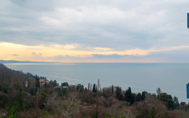 Двухкомнатная квартира с видом на море