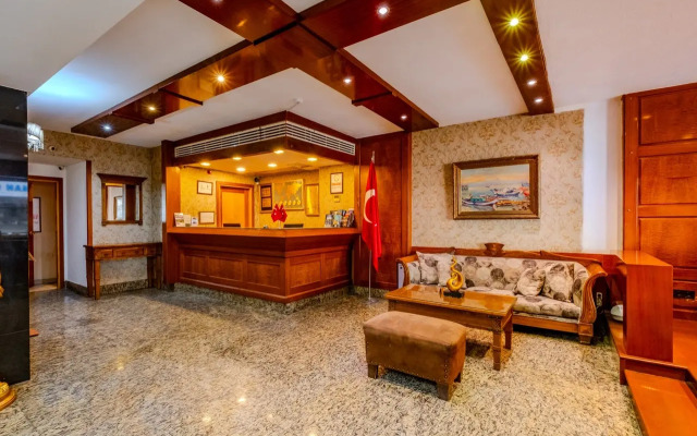 Peak Star Hotel