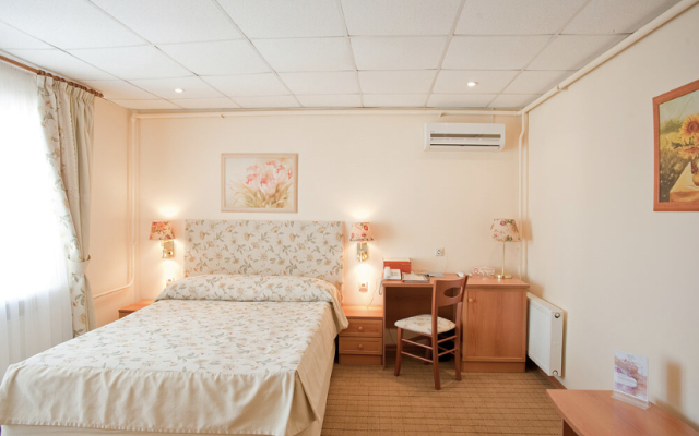 Hotel Rozhdestvenskii Hotel