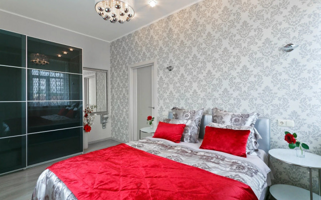 Prospekt Nezavisimosti 43 Apartment