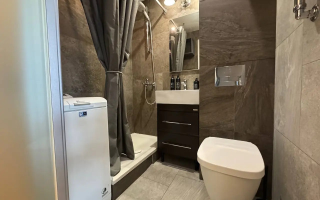 Stilnaya Studiya Na Baumanskoy Flat