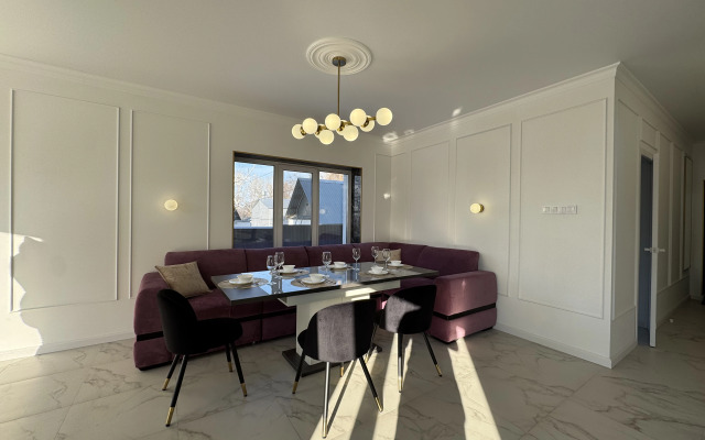 Частный дом Лев RentPlaza