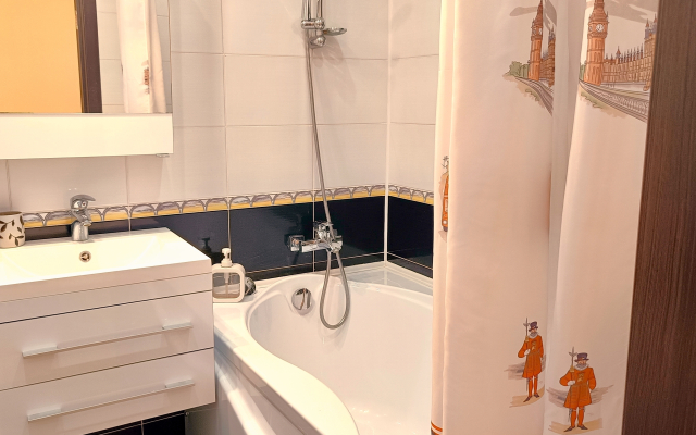 Квартира на улице Дмитрия Менделеева 9