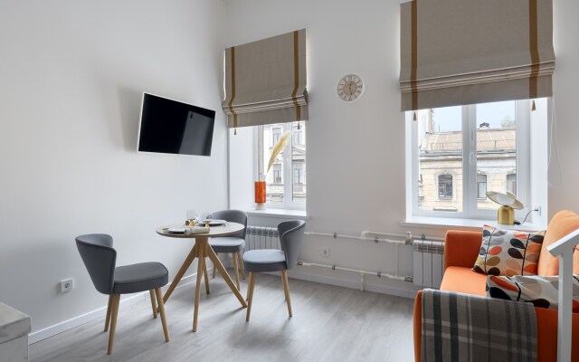 Dizaynerskie Ryadom S Nevskim Prospektom Apartments