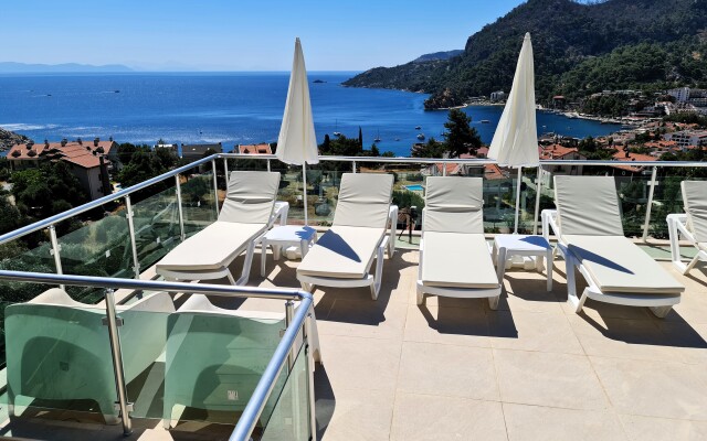 Serena Suites Flat