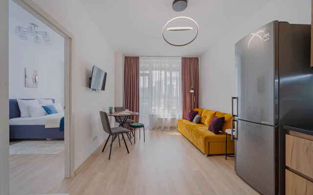 Sovremennaya Komfortnaya V Novom Dome, V Tsentre Flat
