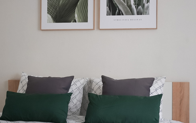 dvukhkomnatnaya Apartic s vidom na botanicheskiy sad Flat