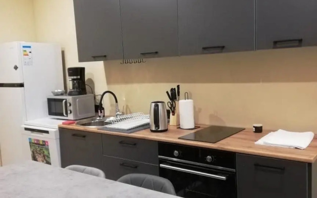 Частный Дом Титан Грей коттедж с 5ю спальнями и сауной