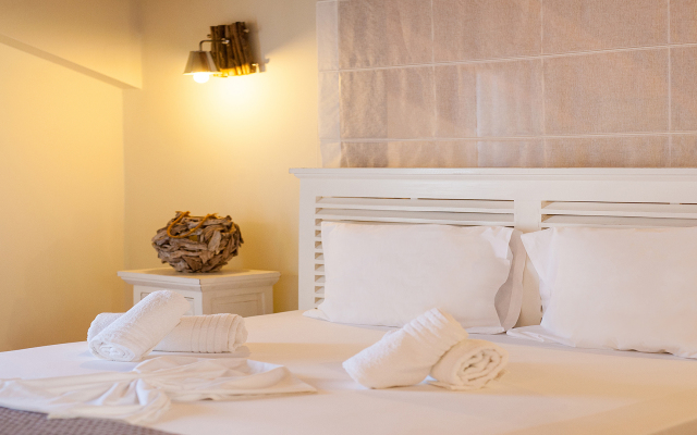 Inuit II Luxury Pool Villa Sani