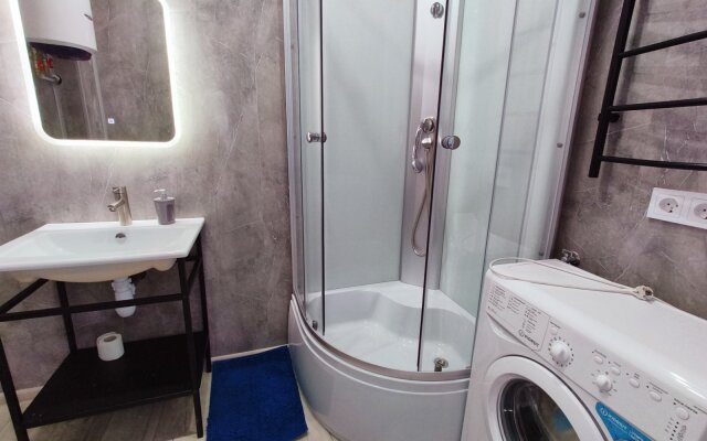 Апартаменты на Покровской Blue №2