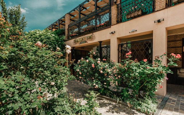 Customs House Hotel & SPA Hotel