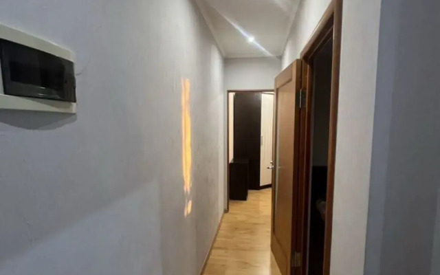 Na Atamanskaya 60A Flat