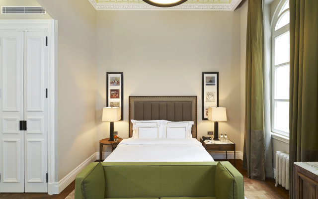 The Bank Istanbul, a Member of Design s