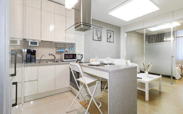 Highvill Modern View Flat