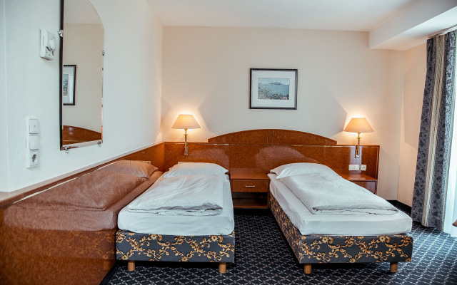 Shodlik Palace Hotel