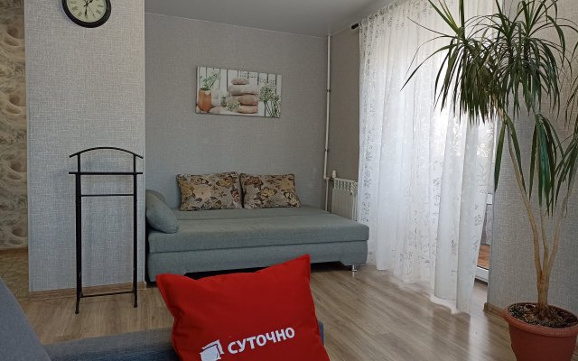 Odeyalo&Podushka U Metro Severnyij Vokzal Apartments