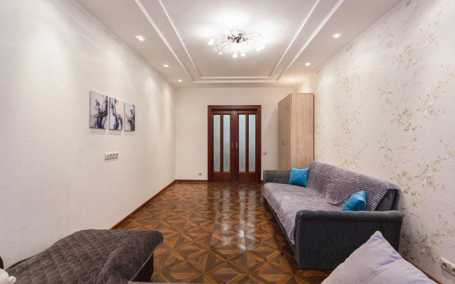 Na Yubileynoy 30 Flat