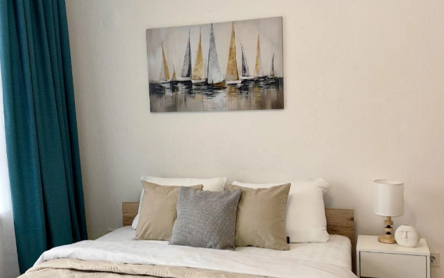 Na Aminyevskom Shosse 4D/1 Flat with Balcony and City Veiw