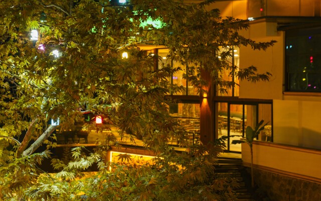 MacarTaşı Hotel