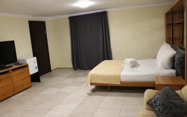 Don Hotel