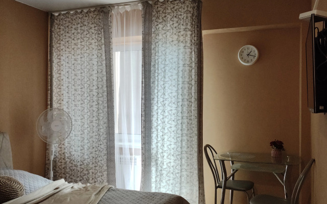 Квартира с дизайнерским ремонтом возле областной больницы