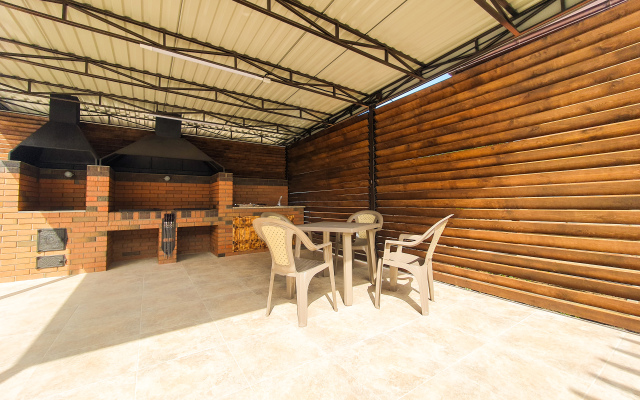 Chastny Dom Na Beregu Azovskogo Morya Private House