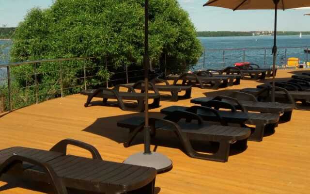 Noviy Bereg Yacht Club