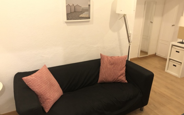 Apkeys Sarria Apartments