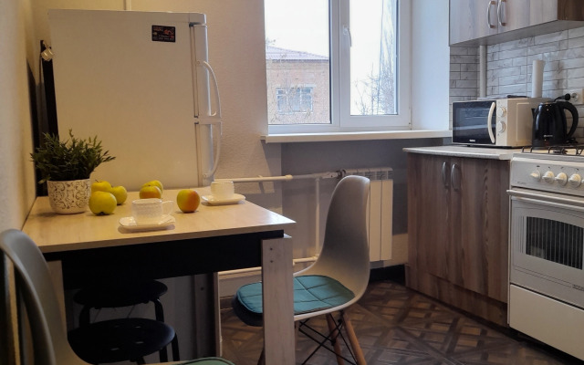 Квартира на Пр Микрорайон  Горняк Д 22