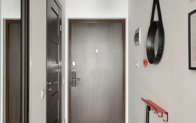 Ryadom S Ligovskim Prospektom Na Ulitse Tosina Apartments