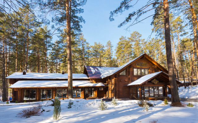 Отель Орлиное гнездо