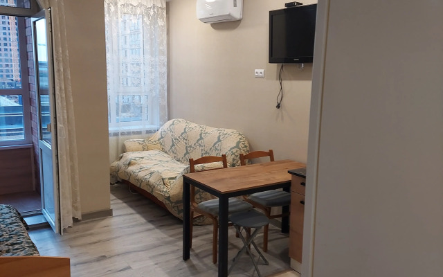 V Tsentre Goroda Flat