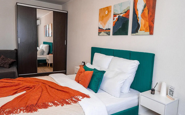 Апартаменты с видом на Аллею