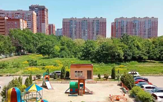 Prestizh near park Galitskogo Apartments