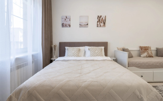 EasyGuest Ryadom S Naberezhnoy Nevy Flat