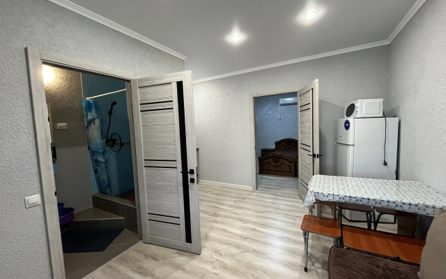 Na Tamanskoy 10 Guest House