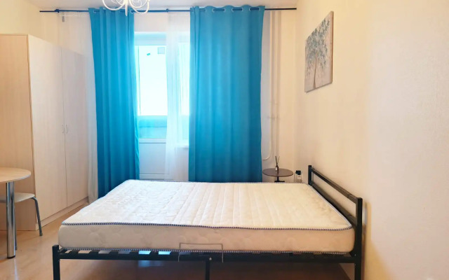 Studiya, Na Kapralskoy 15 Flat