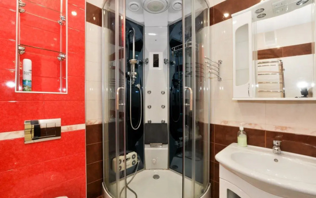 Apartment on Surikova