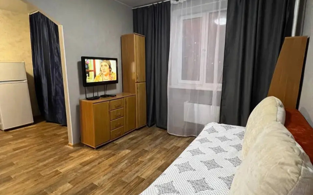 Ryadom s parkom Flat
