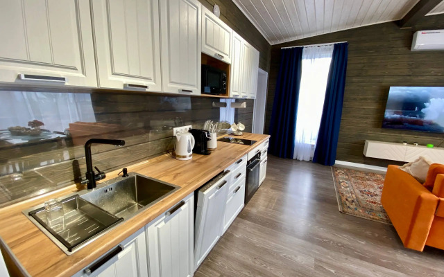 Lunnaya gavan Private house