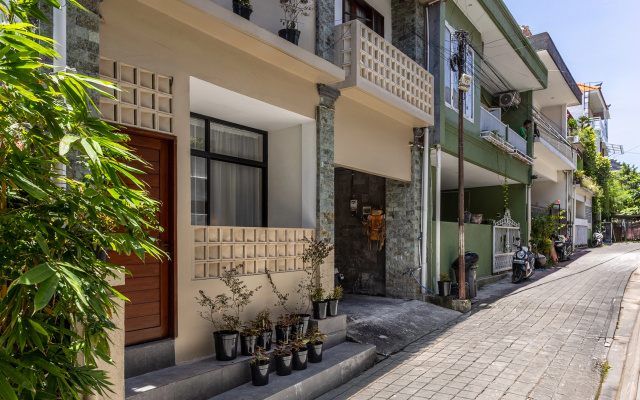 Pyramids Ateliero Apartment hotel — hotel in Tibubeneng