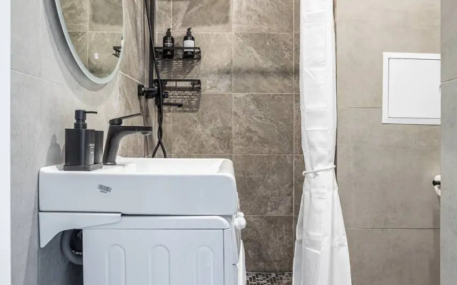 Inhome24 Spokoynaya oranzhevaya Studiya V Zhk Tushino Apartment